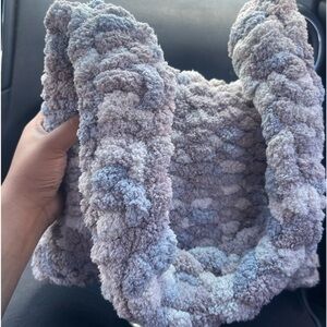 FLUFFY GRAY CROCHET BAG